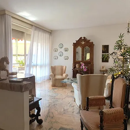 아파트 Casa Lalli *